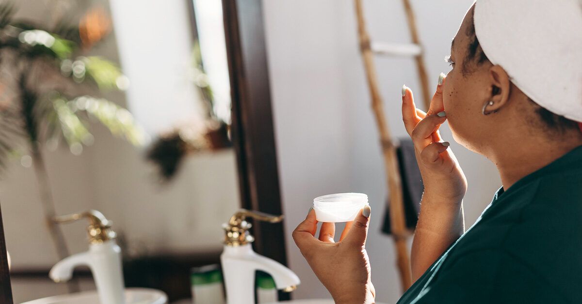Retinol Use During Pregnancy: Risks and Alternatives