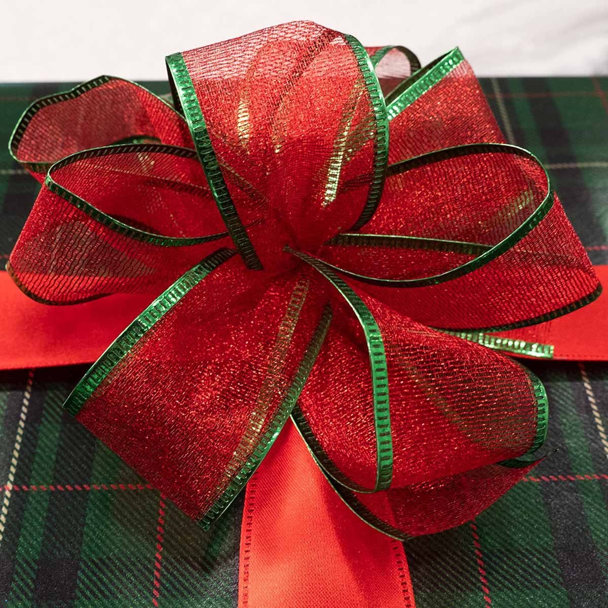 How to Make a Christmas Bow (DIY)