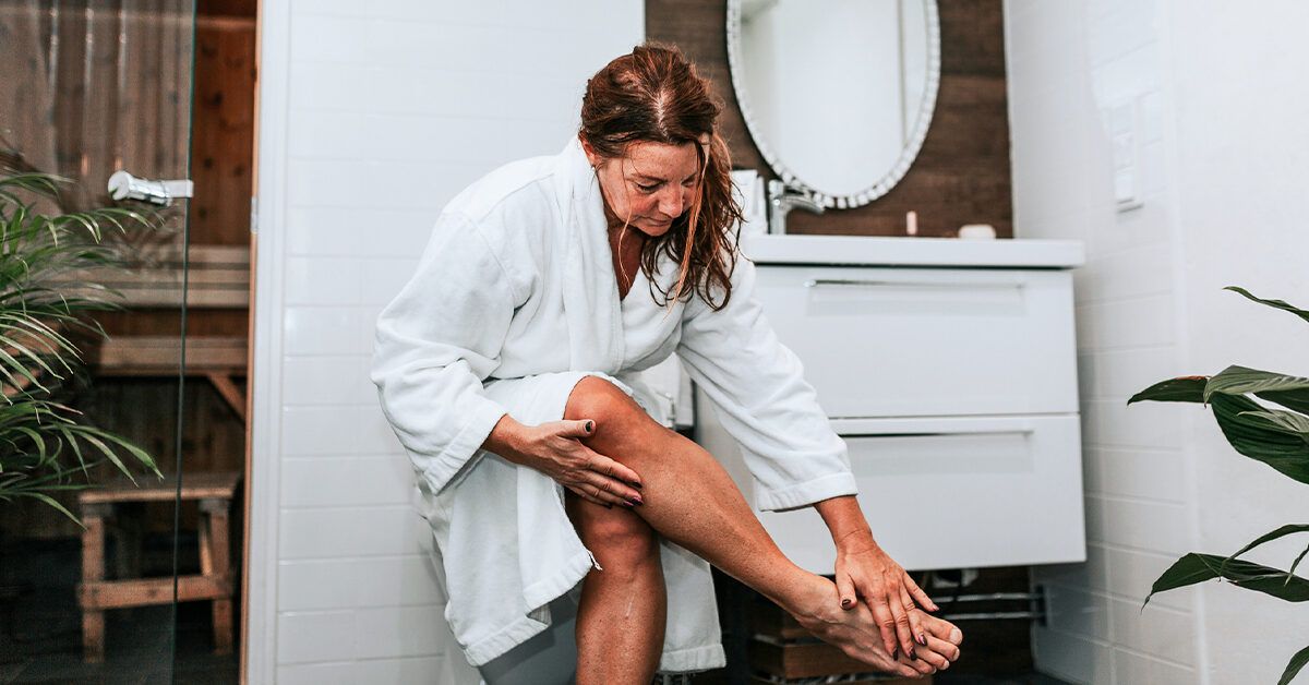 Eczema on Shins: What It Looks Like and What to Do