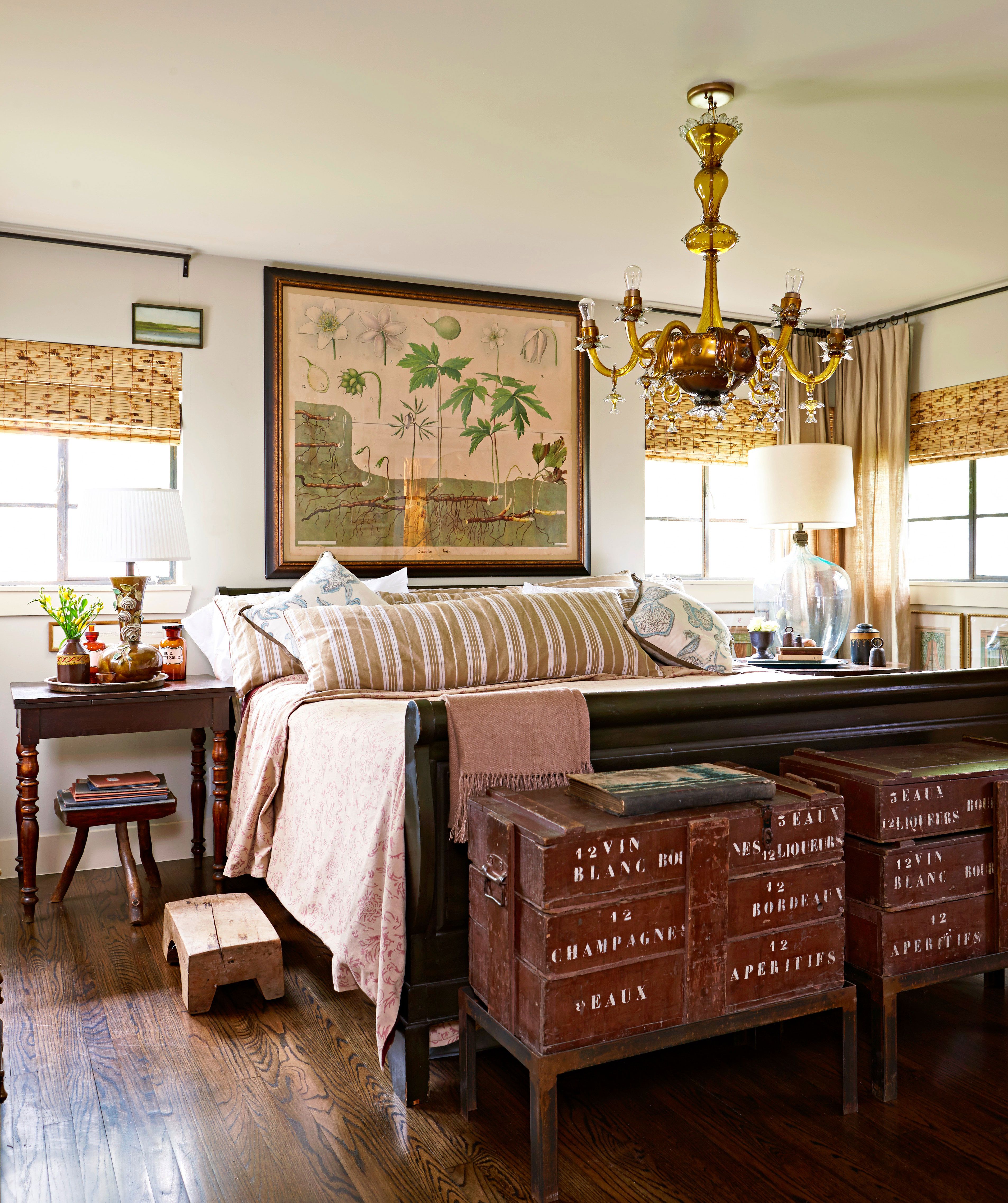 26 Creative Ideas to Turn Flea-Market Finds into Simple DIY Storage
