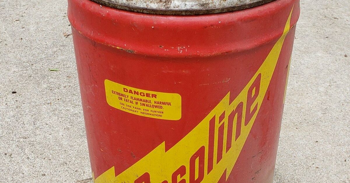 How to Easily Make Cute DIY Planters Out of Vintage Gas Cans
