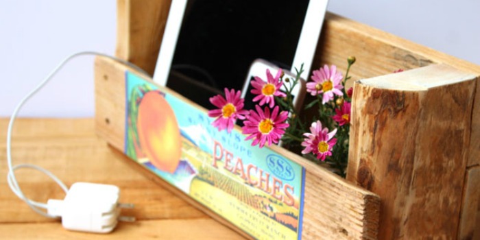 Make A Charging Station from Pallet Wood Scraps