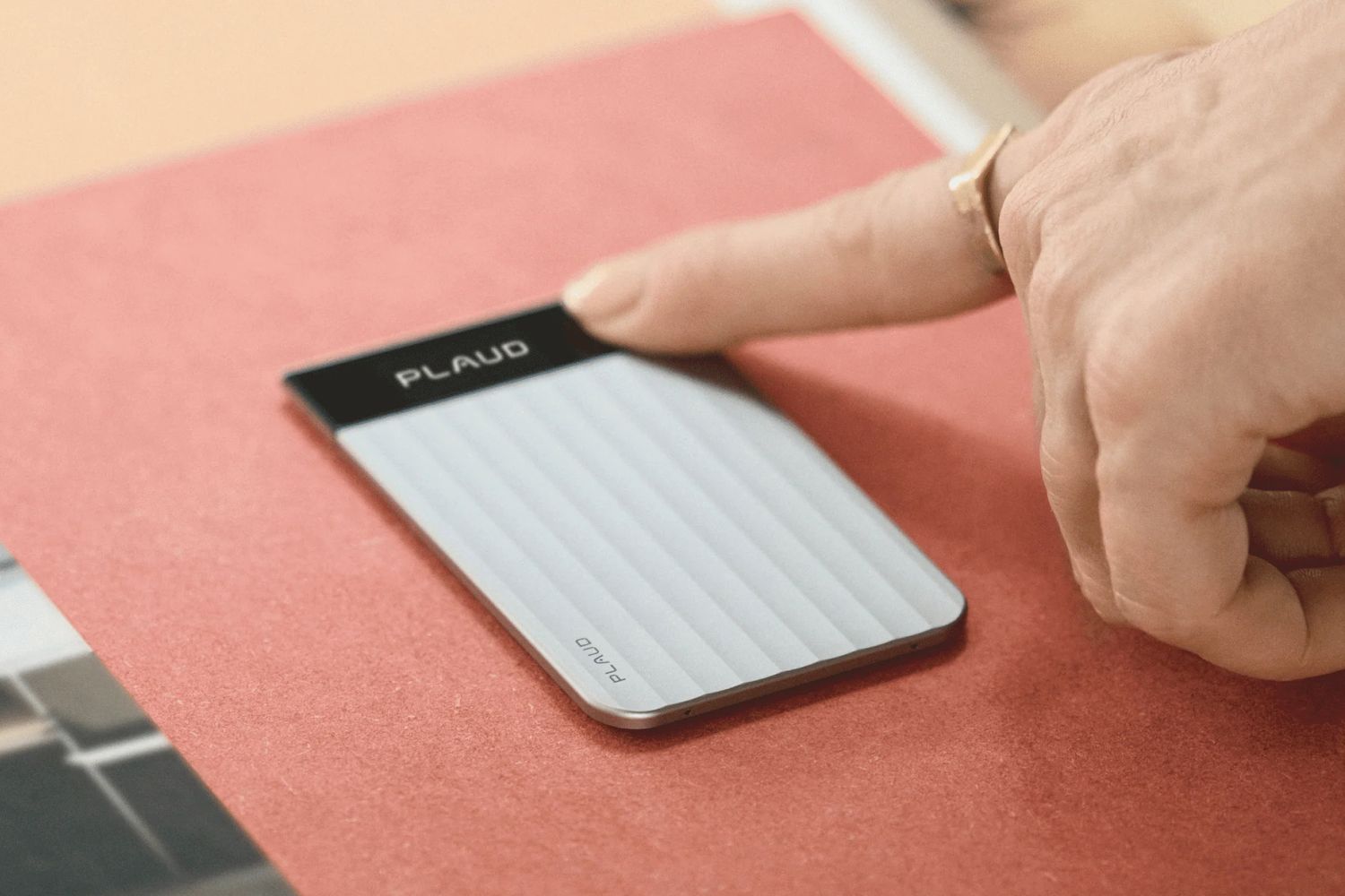 The Button on This AI Recorder Does Something Clever