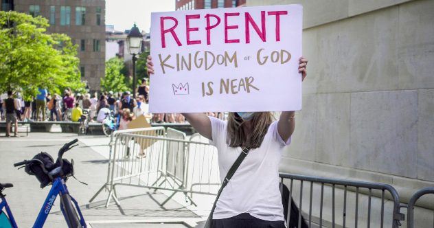10 People Who Did Terrible Things Because God Told Them To