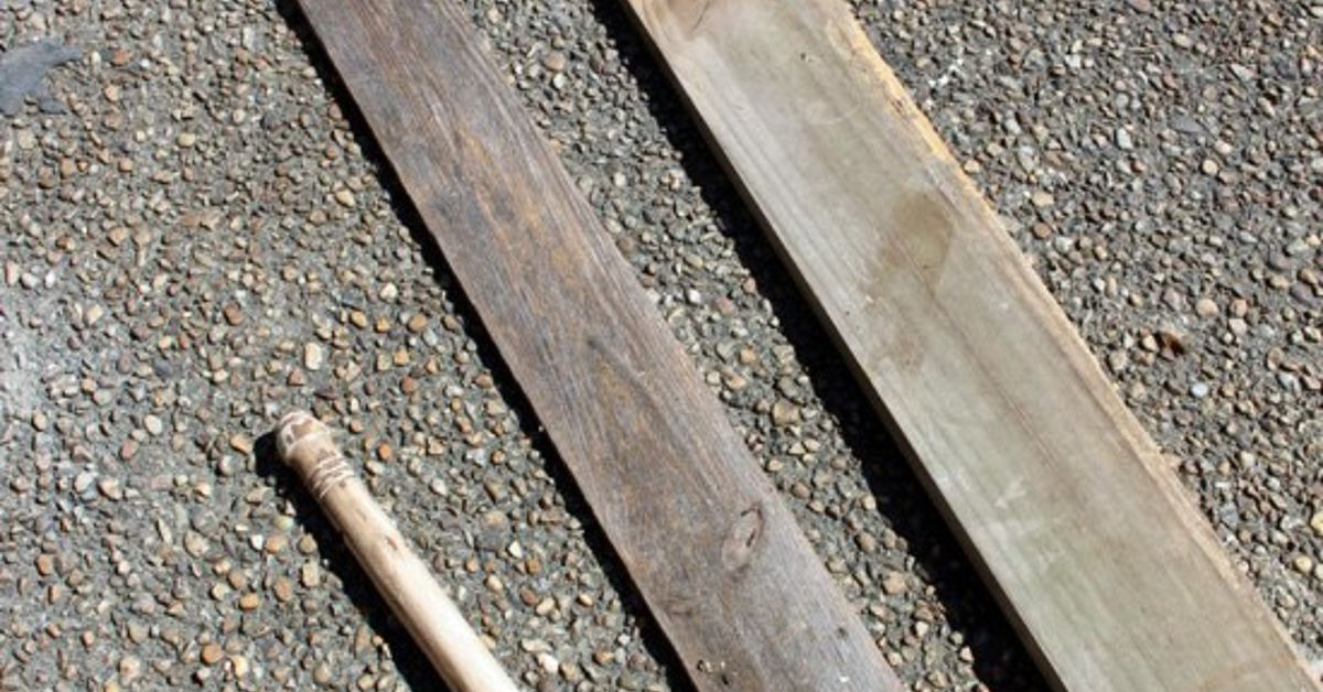 DIY Reclaimed Wood Crate