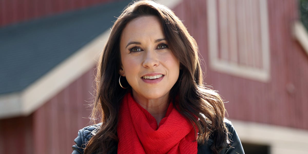 Hallmark Star Lacey Chabert Posts Rare Family Instagram